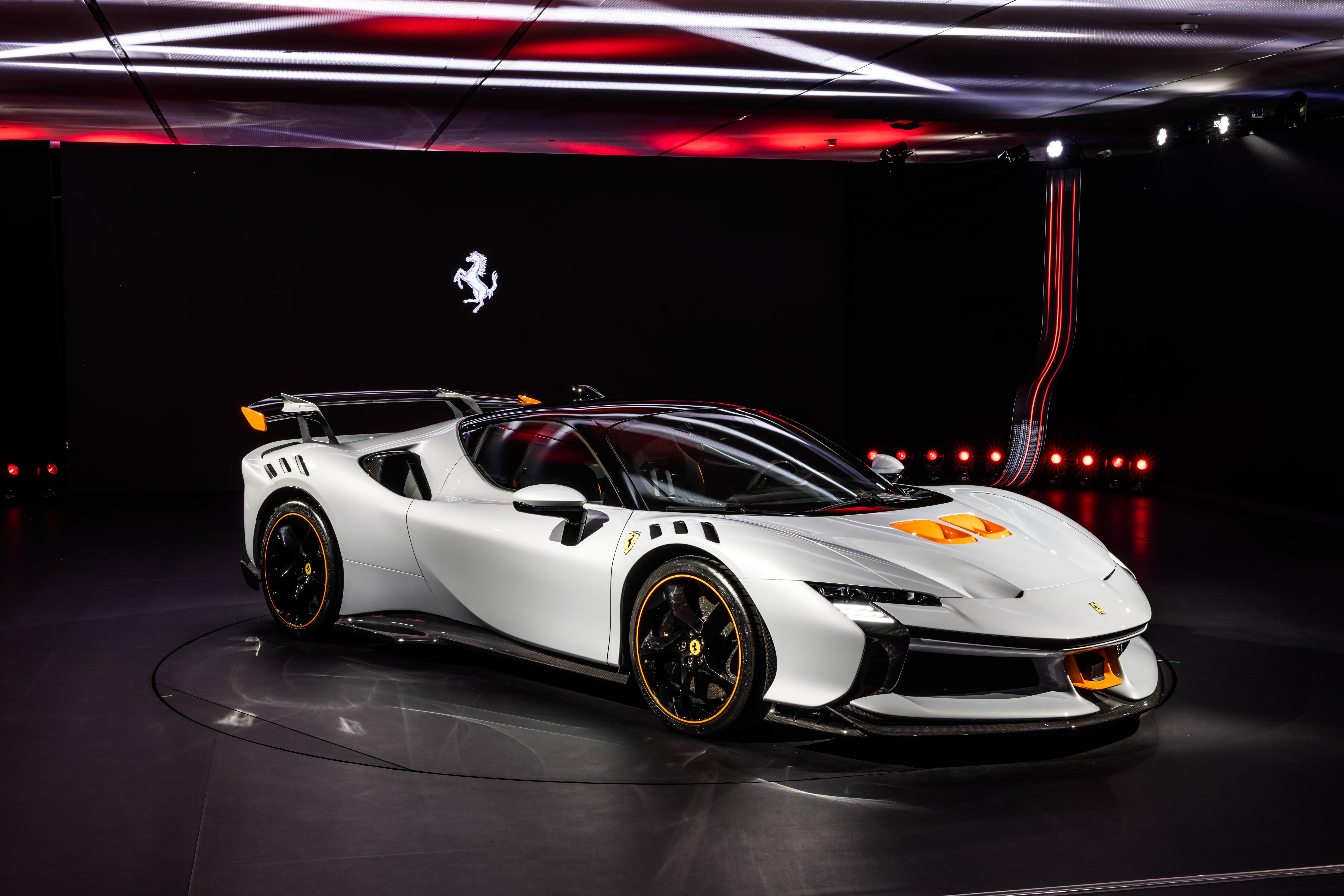 SF90 XX Stradale - Bianco Artico 3